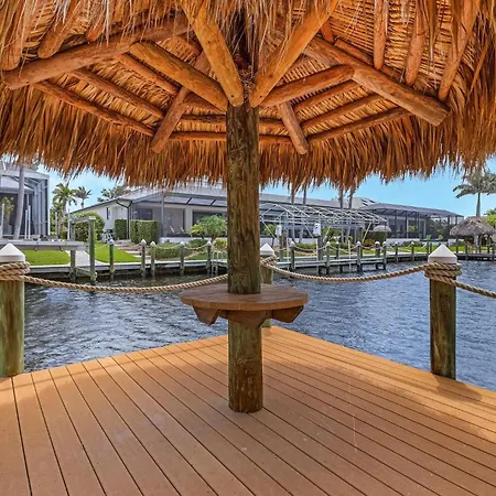 Heated Pool & Spa, Gulf Access, Dock And Tiki Hut - Coastal Escape - Roelens Vacations